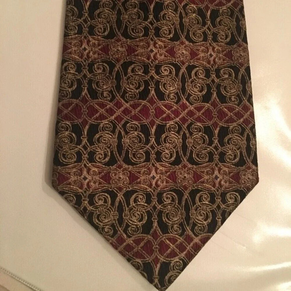 Claiborne silk necktie - Picture 1 of 6